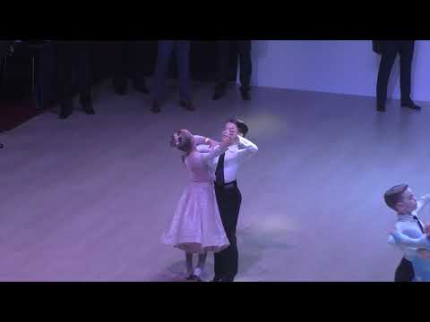 Pearls of the season E 2019 Waltz 1 4