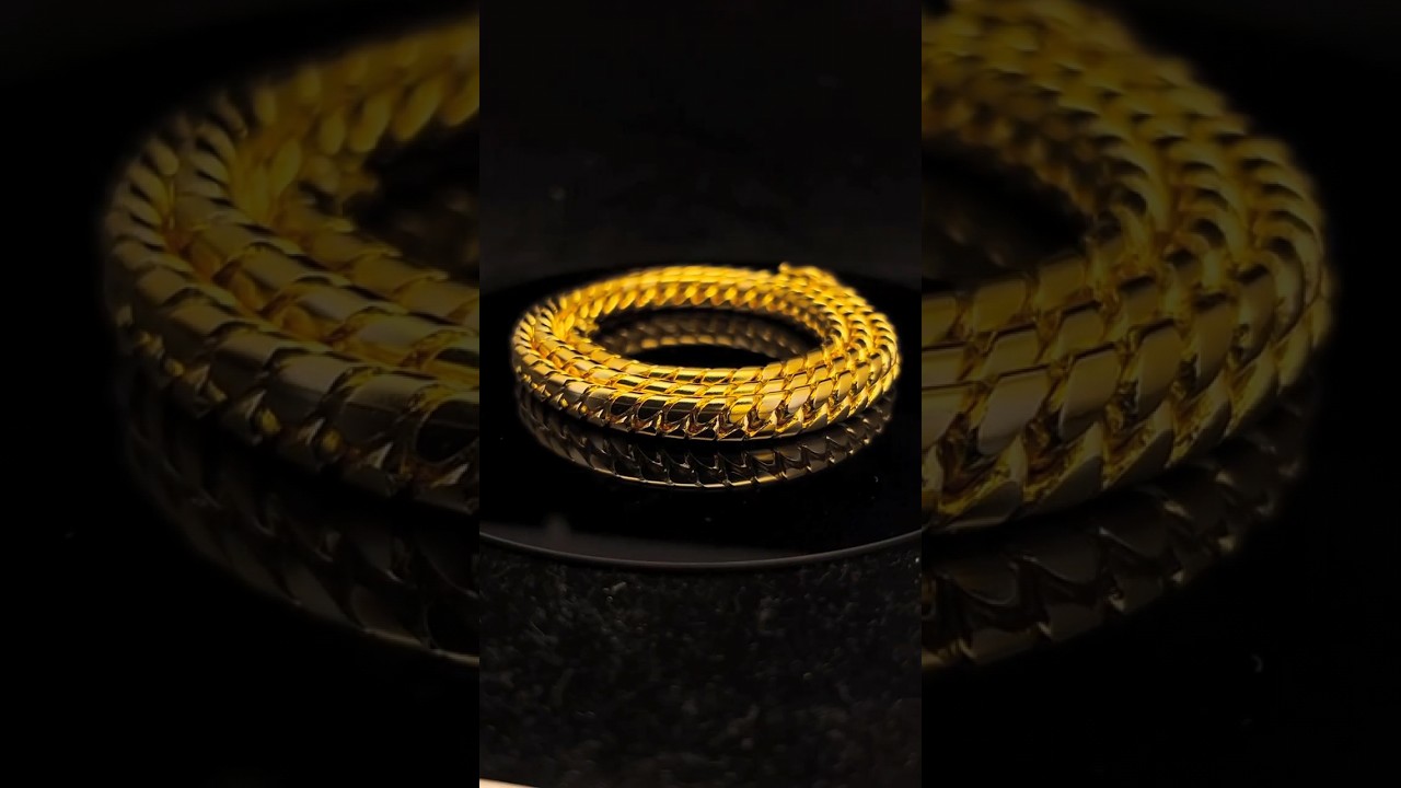 How is a gold 🪙 chain ⛓️ made #gold #chain #satisfying #creativecore #shorts