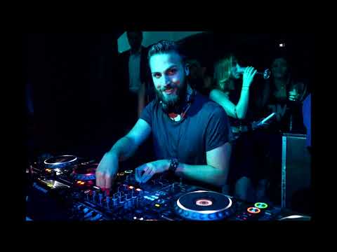 AN21 & Ali Bakgor - Into Dust (out now)