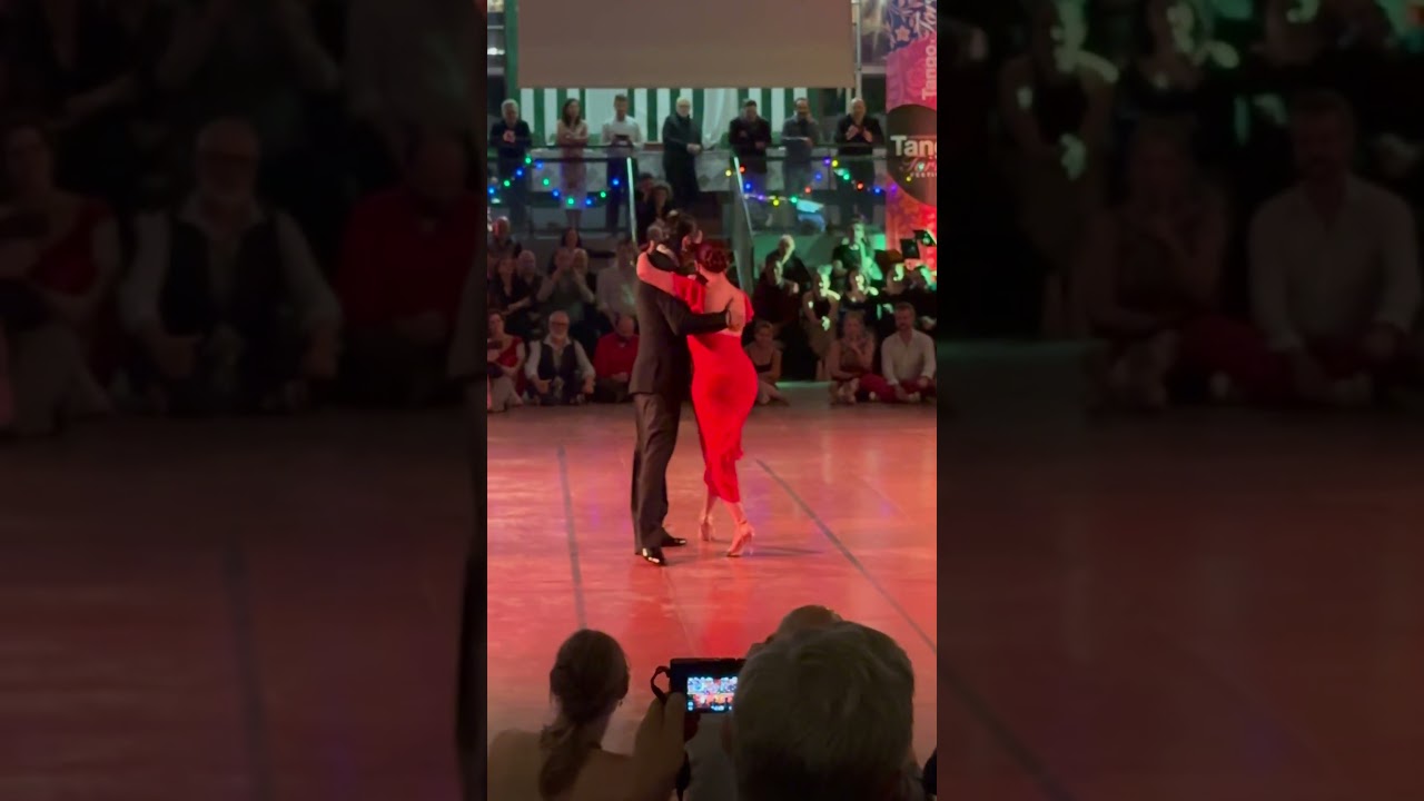 Video thumbnail for Vanesa Villalba & Julian Sanchez - Torino Tango Festival 2025