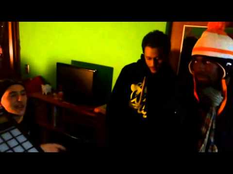 FREESTAYLE CHYSTE MC, CANSERBERO  APACHE, EN EL BEATBOX DJ KPU  OMEGA CTM