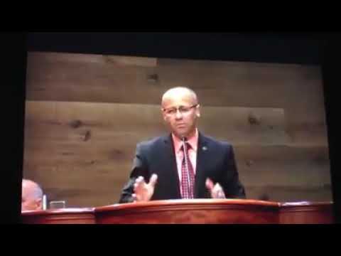 Decența în îmbrăcăminte - Luigi Mițoi