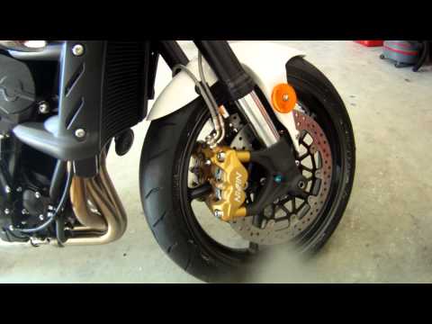 2012 Triumph Street Triple R 675 (HD) gopro 1080i