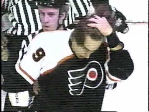 Dainius Zubrus vs Kelly Miller (Philadelphia Flyers vs Washington Capitals) 1/31/1998