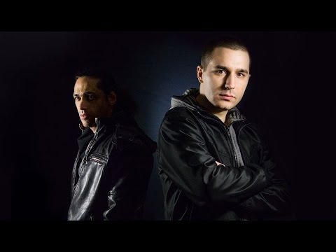 Flex - Egyszerű Lenne feat. Varga Barna | OFFICIAL MUSIC VIDEO |