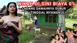 Download lagu Makes you curious about the village that is squeezed between mountain valleys and ravines mp3 Download lagu Makes you curious about the village that is squeezed between mountain valleys and ravines mp3