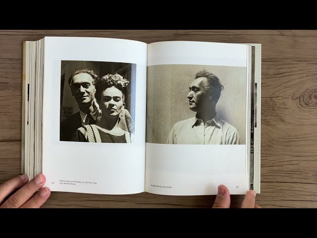 Vídeo relacionado con Frida Kahlo: Ihre Photographien: Die private Photsammlung aus der Casa Azul