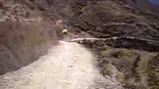 preview picture of video 'riding the downhill in Peru'
