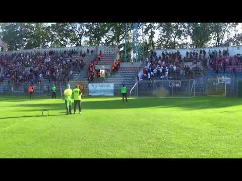 Wymiana uprzejmości między kibicami Odry Opole i Rakowa