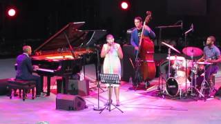 CECILE McLORIN SALVANT # 2 Si j&#39;étais blanche - JAZZ A VIENNE 12.07.2016