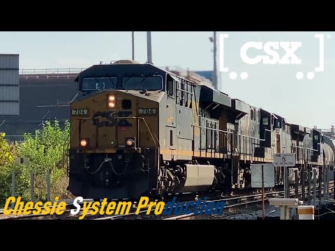 A Massive! Q400-02 Heads NB Through Fay NC W/4 up Front & 1 In The Middle W/200 Plus Cars!