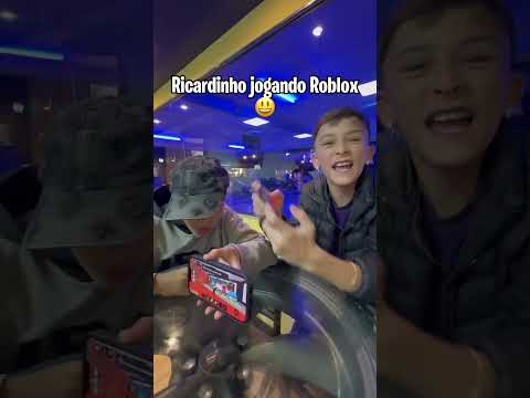 Ricardinho jogando roube seu brainrot