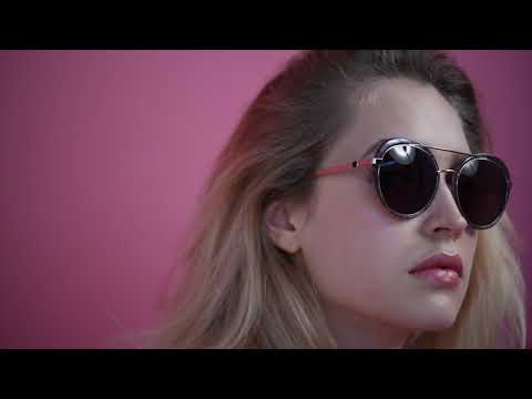 download lagu mp3 mp4 Ete Lunettes, download lagu Ete Lunettes gratis, unduh video klip Ete Lunettes