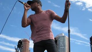 Bone and Tissue - Gallant - Pride Island 2017