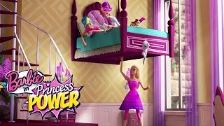 Video trailer för Barbie™ in Princess Power Trailer | Barbie