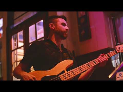 Pájaro Negro - Lar & La Banda Misteriosa