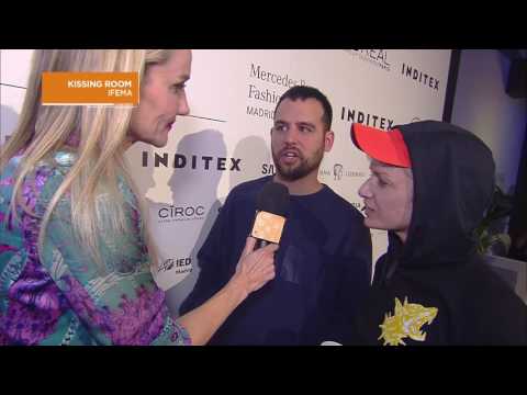 KISSING ROOM MARIA KE FISHERMAN