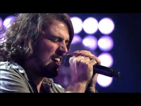 Maarten zingt 'Little Monster' | Blind Audition | The Voice van Vlaanderen | VTM