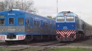 preview picture of video 'EMD J-26 319.325 pasando junto al chapa 12 en desvío Moreno (03-10-2013)'