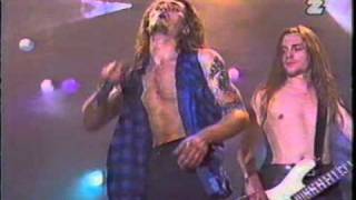 Acid Drinkers - Midnight Visitor (Wojna Z Trzema Schodami).mpg