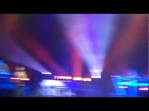 Mike Posner - Do You Wanna (Live)