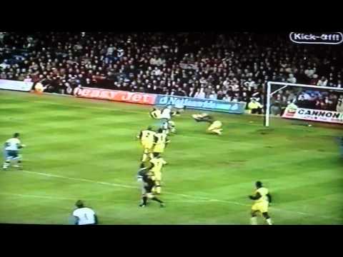 Luton Town 2-0 Shrewsbury Town Lge Thorpe Pen Marshall Short Hlights 19th Apr 1997.AVI