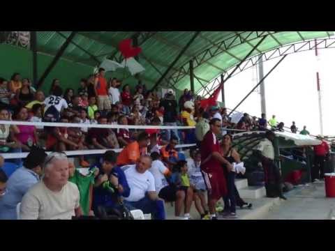 La barra del CD Lara sub 14 encendida