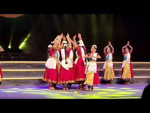 EP 329Regatta dance | Classical dance performance | Nishagandhi Dance | Group dance | Kerala tourism