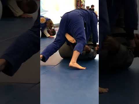 Dad getting his bjj mat time in but also getting man handled :)