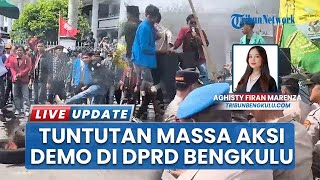 Memanas, Massa Aksi Demo Indonesia Gelap di Bengkulu Bakar Ban-Desak Terobos Masuk Gedung DPRD