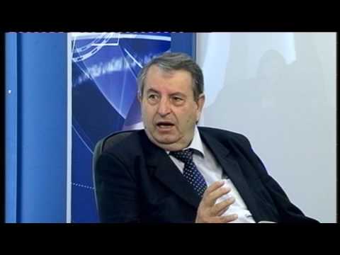 LA OBIECT. „ISTORICUL DINICĂ CIOBOTEA LA 70 DE ANI”