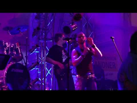 One (U2) - Kärntner Show Express LIVE @ St. Veiter Wiesenmarkt 2.10.2009