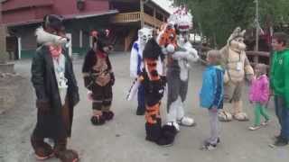 preview picture of video 'Furwanted 2 - Furwalk in Pullman City'