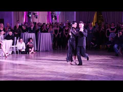  Sagdiana Hamzina  and  Dmitry Vasin  are  dancing  to  the  vals  "  Violetas  "  by  Alberto Castillo  at  La Boca Tango Festival  in  2021