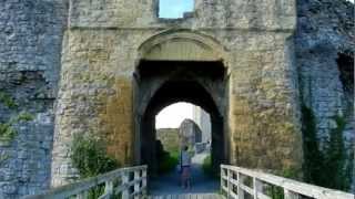 preview picture of video 'Helmsley Castle, Yorkshire'