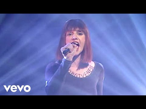 Sinéad O'Connor - You Made Me the Thief of Your Heart (Live at Top of the Pops in 1994)