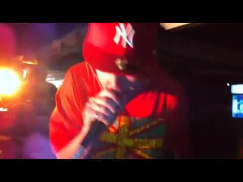 iration steppas - carl meeks-YT-makie banton- garance festival 2011.m4v