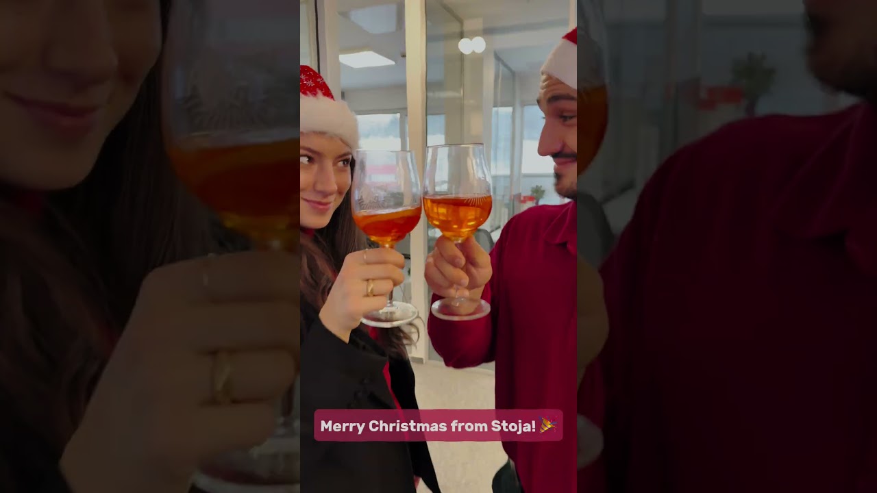Ekipa Stoja Trade vam želi srečen Božič in uspešno leto 2025!