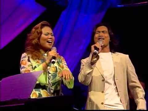 Anuar Zain & Fairuz Hussein - Kali Pertama (Live)