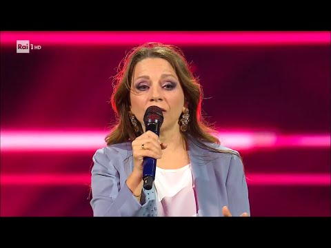 Valeria Rossi canta "Tre parole" - I migliori anni 06/04/2024