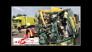 Totalsperre der A1 nach Lkw-Unfall: Mehrere Verletzte