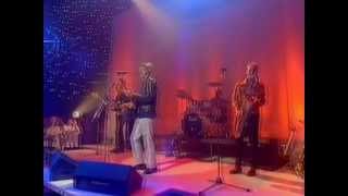 Paul Weller - Uh Huh Oh Yeh - Top Of The Pops - Thursday 20th August 1992