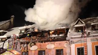 preview picture of video 'PGD Stara Loka - Novoletni požar v središču Škofje Loke'