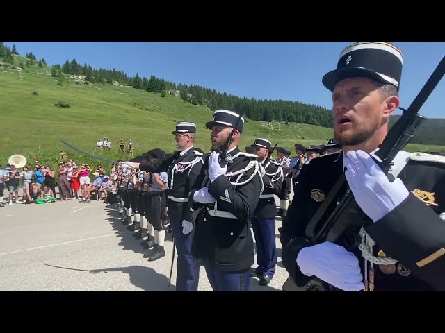 Vidéo Morette : Marseillaise aux Glières le 18 juin 2022 id:QcngvORRqfE