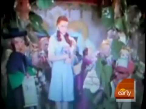 download lagu mp3 mp4 Dead Man In Wizard Of Oz, download lagu Dead Man In Wizard Of Oz gratis, unduh video klip Dead Man In Wizard Of Oz