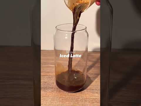 Café com leite gelado de bordo @thecoffeking