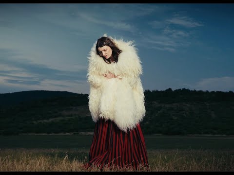 Csinszka - Felsütött a napsugára (Official Music Video)