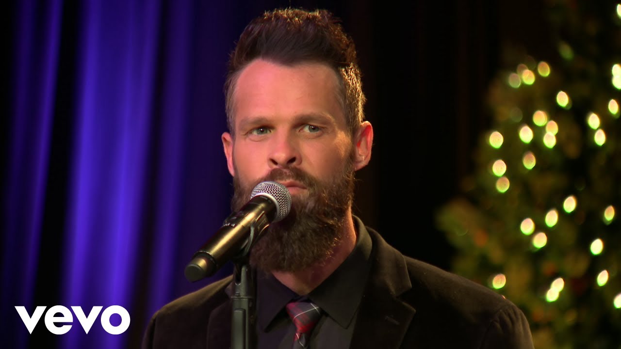 The Little Drummer Boy by Gaither Vocal Band from USA Popnable