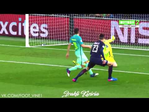 Julian Draxler Goal v Barcelona