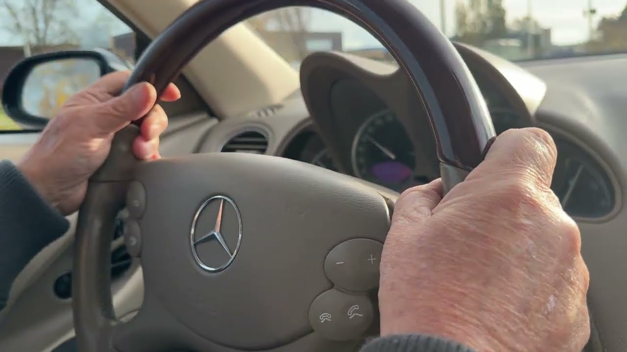 Sub-68K km 2003 Mercedes-Benz SL 500 Roadster Expires May 1, 2026